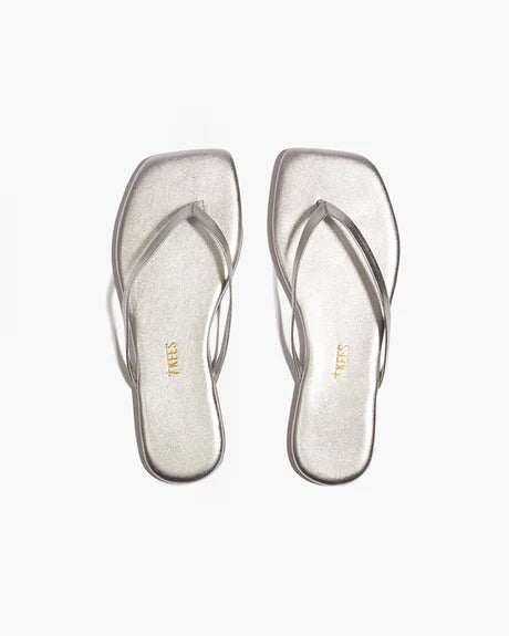 Square Toe Lily