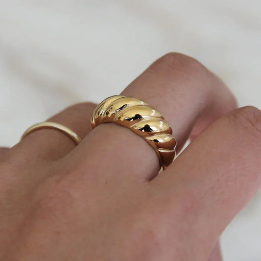 Croissant Ring